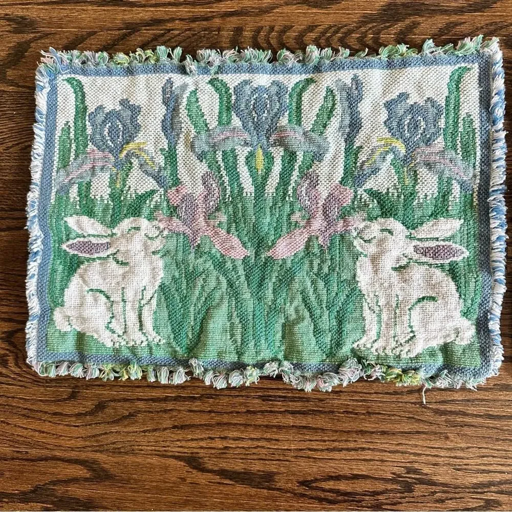 Vintage Park B. Smith placemats Easter Bunny Tulip Cottage Tapestry set of 2